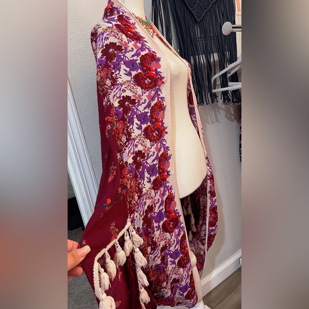 Free people Bali wrapped in blooms fringe kimono - Picture 5 of 6